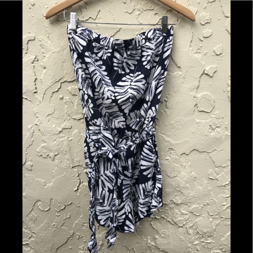 New Women’s Banana Republic Romper